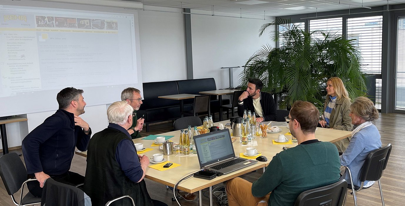 Besuch von Hr. Ali beim REHA-Verein